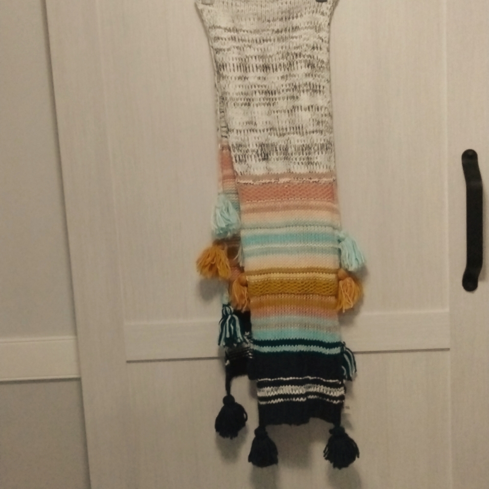 Atard state scarve multicolor new with tag